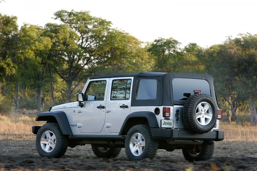  Jeep Wrangler Rubicon Unlimited 2006 года  (фото 26 из 90)